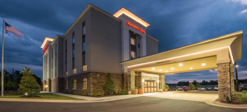 希尔顿欢朋酒店-韦恩斯伯勒(Hampton Inn Waynesboro)图片