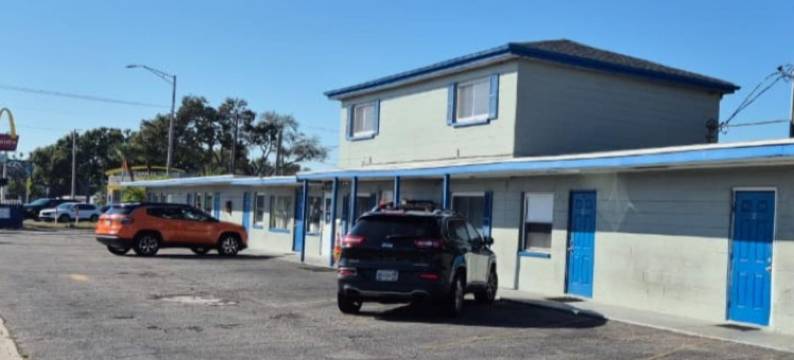 南坦帕贝斯OYO汽车旅馆(Base Motel By OYO South Tampa)图片