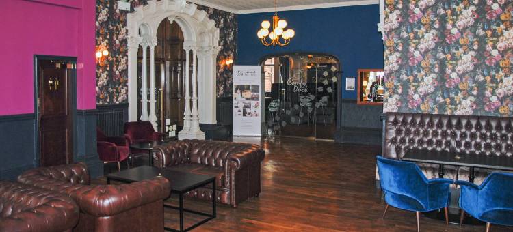 奥克兰兹酒店(Oaklands Hall Hotel)图片