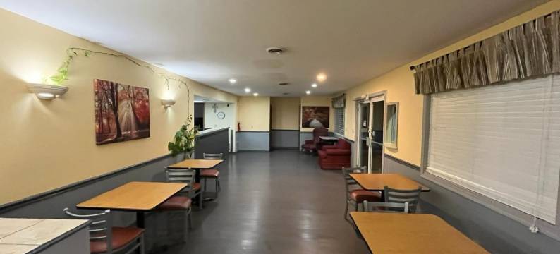 科罗伯洛斯特美洲最佳价值酒店(Americas Best Value Inn Knob Noster)图片