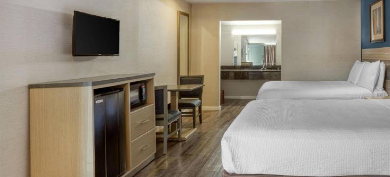 圣拉斐尔旅游宾馆(SureStay Hotel by Best Western San Rafael)图片