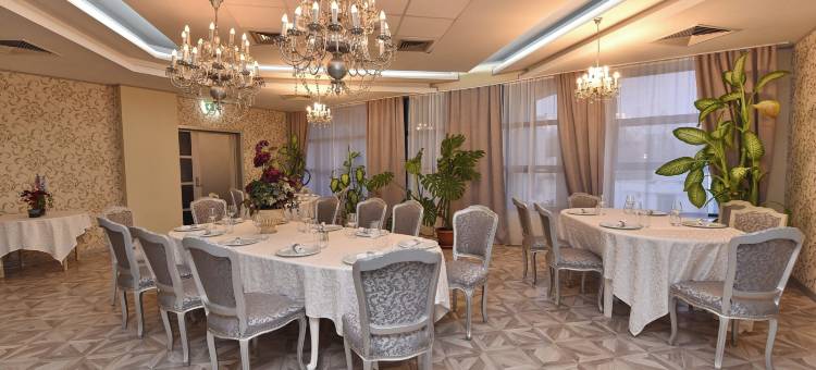 大陆论坛奥拉迪亚酒店(Continental Forum Oradea)图片