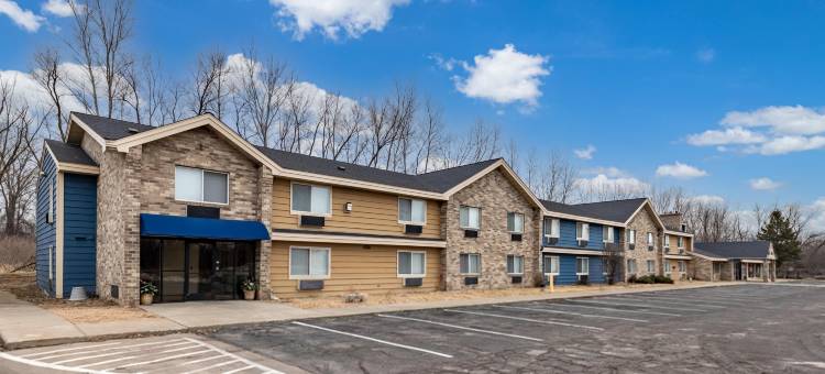白熊湖圣保罗AmericInn酒店(AmericInn by Wyndham White Bear Lake St. Paul)图片