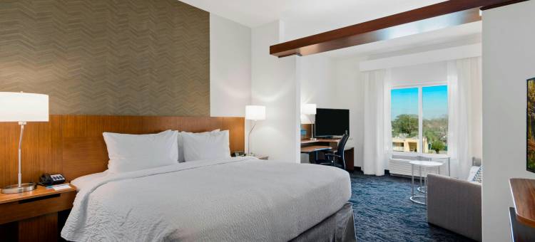 万枫酒店及套房圣彼得堡北(Fairfield Inn & Suites St Petersburg North)图片