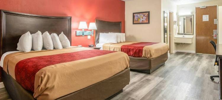 佩里国家展览场和I-75州际公路酒店及套房(Perry Inn & Suites National Fairground I 75)图片