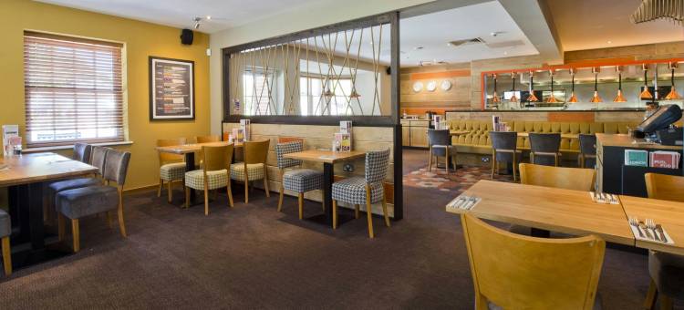 Premier Inn Farnham图片