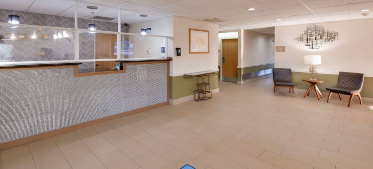 莱恩贝斯特韦斯特酒店(Best Western Rayne Inn)图片