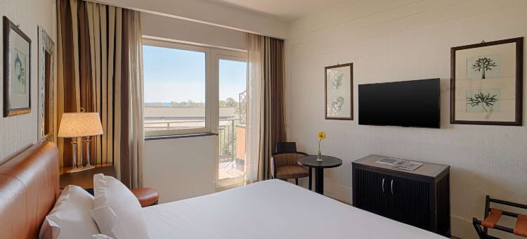 卡塔尼亚阿拉贡内斯公园NH酒店(NH Parco Degli Aragonesi)图片