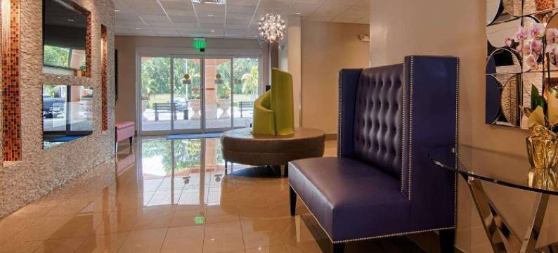 博尼塔斯普林斯北那不勒斯戴斯套房酒店(Days Inn & Suites by Wyndham Bonita Springs North Naples)图片
