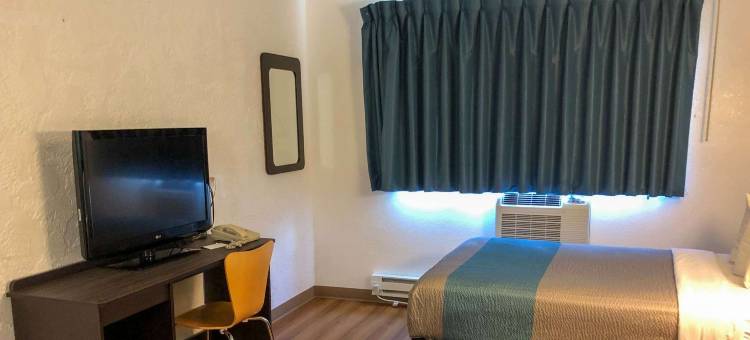 克洛斯6号汽车旅馆(Motel 6 la Crosse, WI)图片