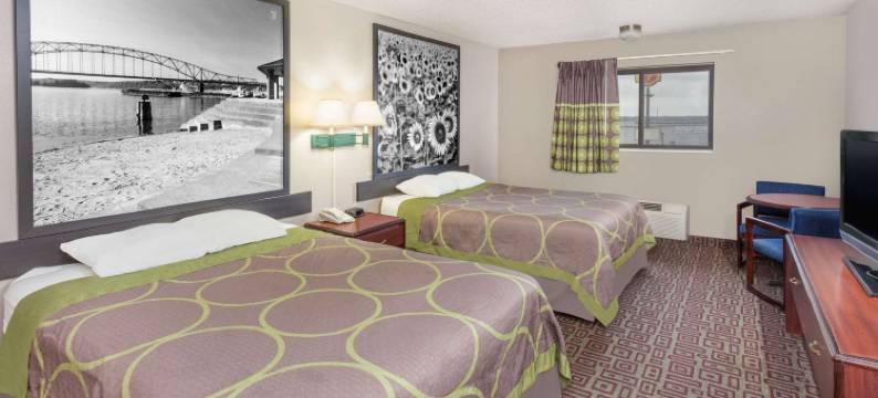 马斯卡廷温德姆速8酒店(Super 8 by Wyndham Muscatine)图片