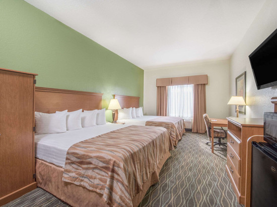 皮尔索尔呗盟套房酒店