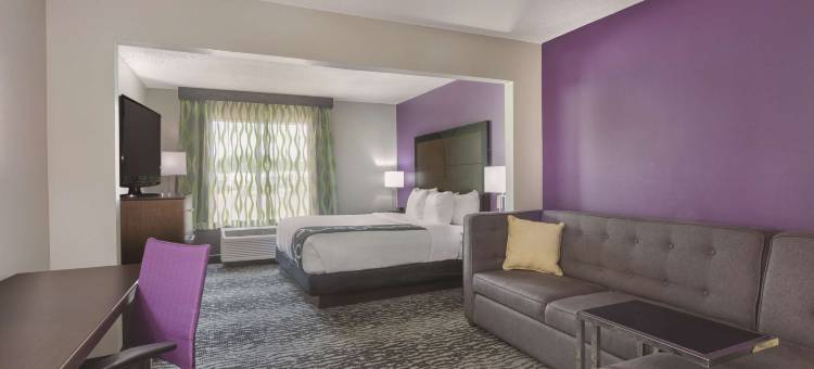 哥伦布北拉昆塔温德姆套房酒店(La Quinta Inn & Suites by Wyndham Columbus North)图片