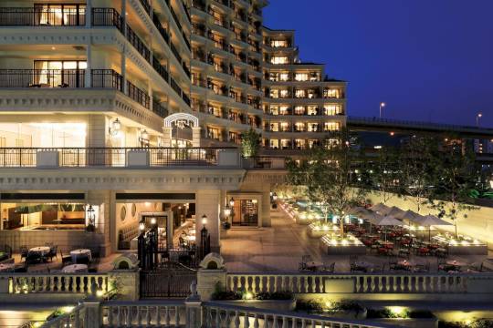 神戶海港拉套房酒店