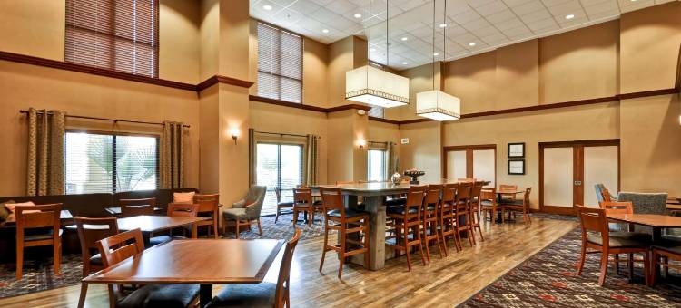 图森东/威廉姆斯中心欢朋套房酒店(Hampton Inn & Suites Tucson East/Williams Center)图片