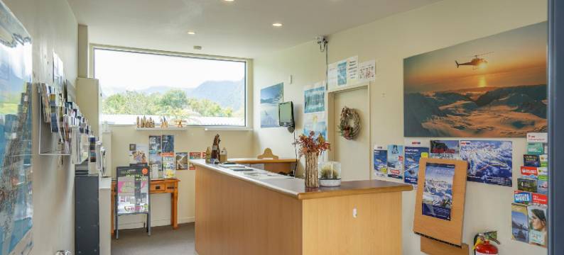 日落汽车旅馆(Sunset Motel)图片