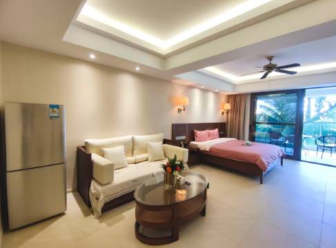 海南爱迪迦公寓(滨海大道1号分店)