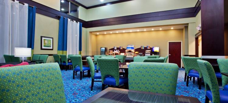 智选假日套房酒店阿克伦地区机场区(Holiday Inn Express & Suites Akron Regional Airport Area)图片