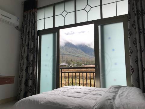 明月山山水苑特色民宿(刘冷段分店)