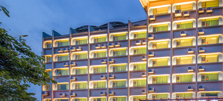 欧暇·地中海酒店(东方新港店)图片