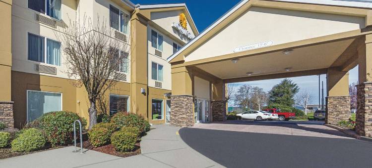 森特勒尔波因特梅德福 Spark 酒店 by Hilton(Spark by Hilton Central Point Medford)图片