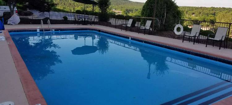 克林顿北品质酒店(Quality Inn Clinton North)图片