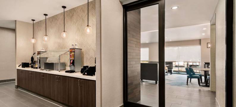 圣贝纳迪诺拉昆塔温德姆套房酒店(La Quinta Inn & Suites by Wyndham San Bernardino)图片