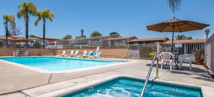 弗布鲁克市中心罗德威酒店(Rodeway Inn Fallbrook Downtown)图片