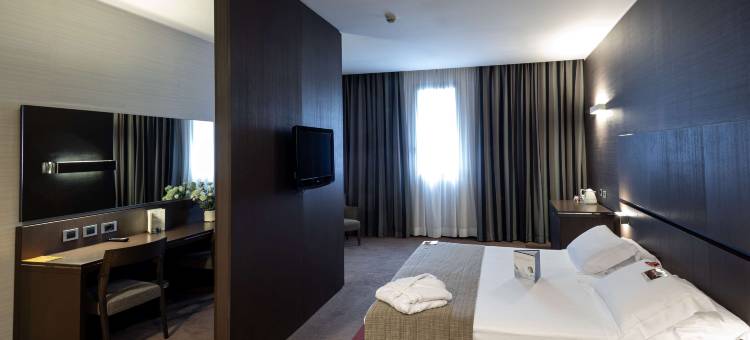 蒙扎布里安扎广场贝斯特韦斯特优质酒店(Best Western Plus Hotel Monza e Brianza Palace)图片