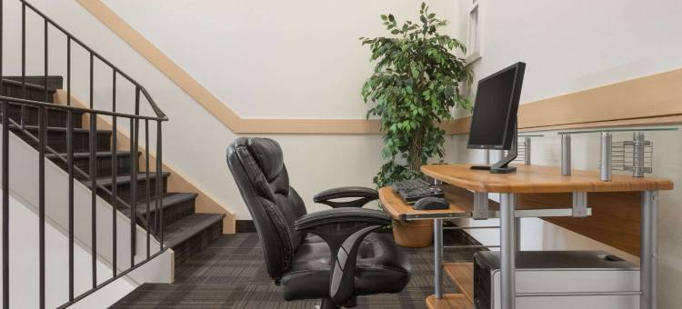 南卡尔加里Travelodge by Wyndham(Travelodge Calgary South)(Travelodge by Wyndham Calgary South)图片