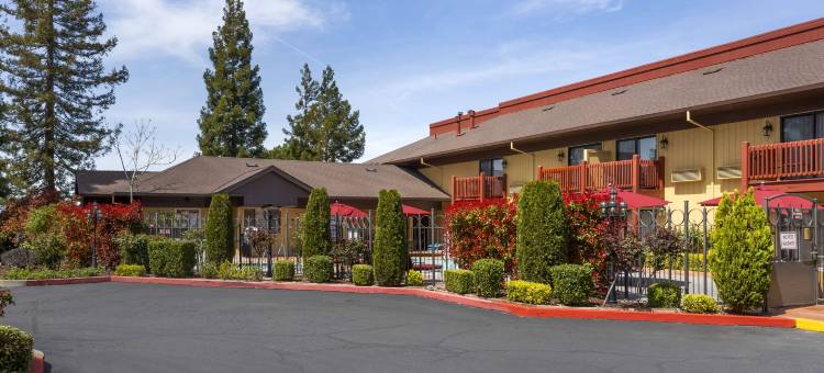普莱瑟维尔贝斯特韦斯特优质酒店(Best Western Plus Placerville Inn)图片
