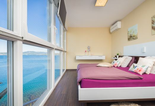 Luxury at Villa Cama - Your Dream Vacation Rental!Hotel Overview