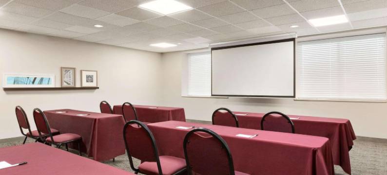 沃斯堡西丽怡酒店-I-30NAS JRB(Country Inn & Suites by Radisson, Fort Worth West l-30 NAS JRB)图片