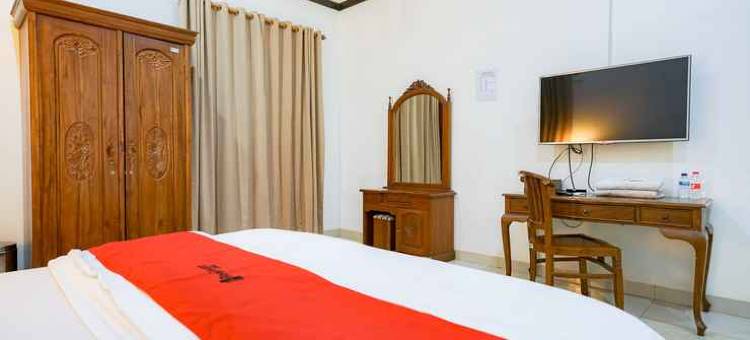 RedDoorz @ Avros Guest House Medan图片