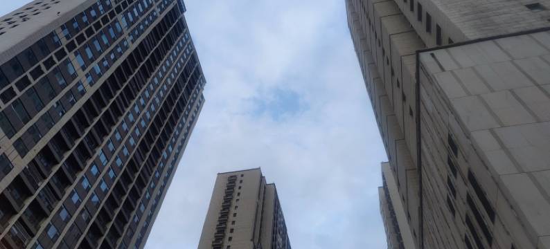 小飞9988公寓(峰山路分店)图片