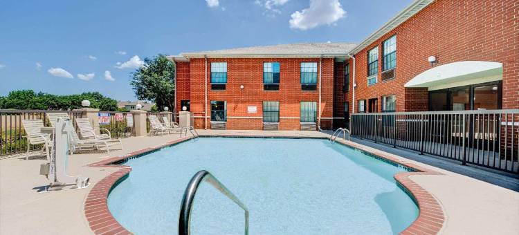 达拉斯普莱诺戴斯酒店(Days Inn by Wyndham Dallas Plano)图片