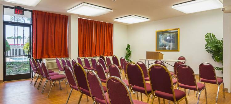 纽南6号汽车旅馆(Motel 6 Newnan, GA)图片