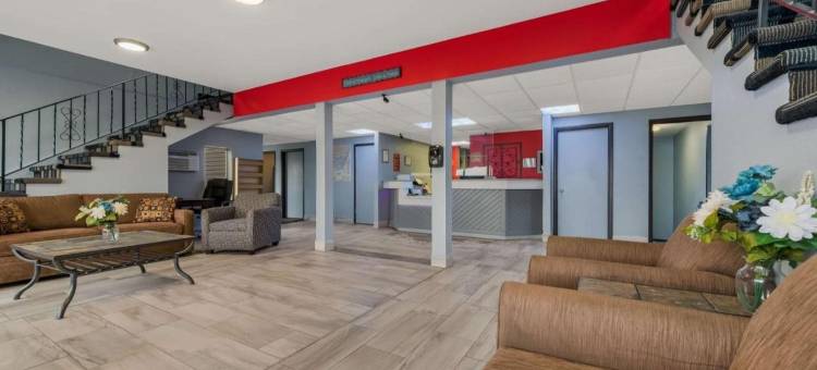 铁山温德姆贝蒙特酒店(Baymont by Wyndham Iron Mountain)图片