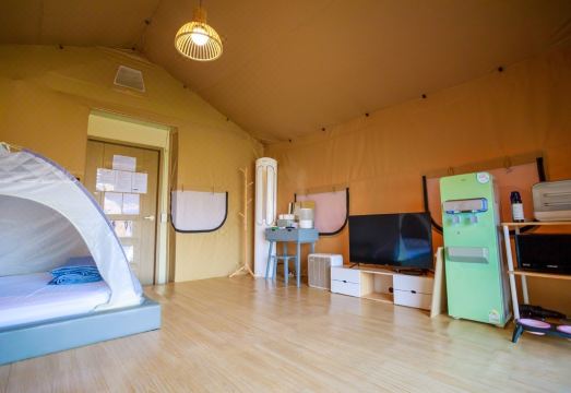 Dangjin Dogpelis Glamping Hotel Overview