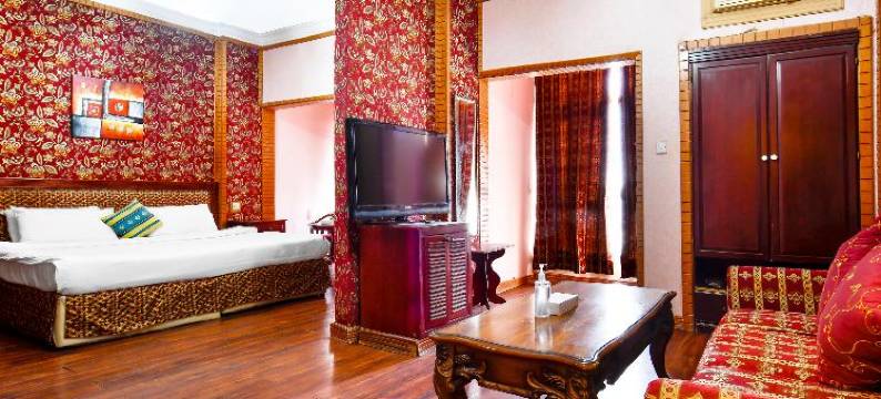 首都O 125月亮广场酒店(Capital O 125 Moon Plaza Hotel)图片