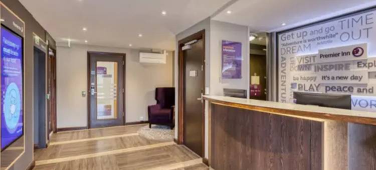 布拉克内尔普瑞米尔酒店(双桥)(Premier Inn Bracknell (Twin Bridges))图片