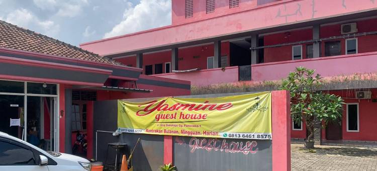 OYO Life 93342 雅丝敏伊斯兰旅馆(RedDoorz Syariah Way Halim Lampung)图片