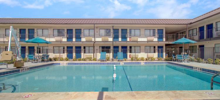 佛罗里达威尼斯 6 号汽车旅馆(Motel 6 Venice, FL)图片