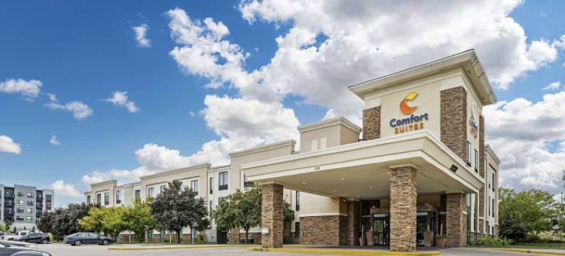 林肯东舒适套房酒店-购物区(Comfort Suites East Lincoln - Mall Area)图片