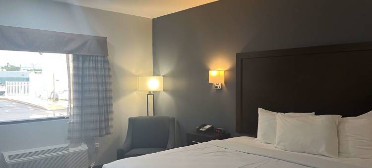 美洲最佳价值酒店(Rodeway Inn Norfolk VA)(Motel 6 Norfolk, VA East Little Creek)图片