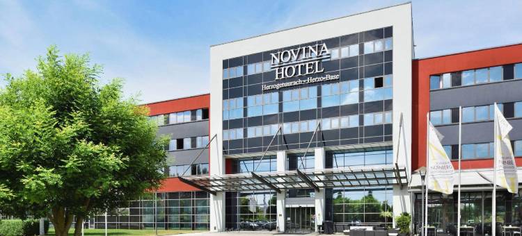 黑措根奥拉赫黑佐-巴斯诺维纳酒店(Novina Hotel Herzogenaurach Herzo-Base)图片