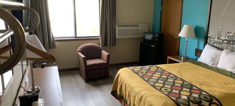 布恩维尔速8酒店(Super 8 by Wyndham Boonville)图片