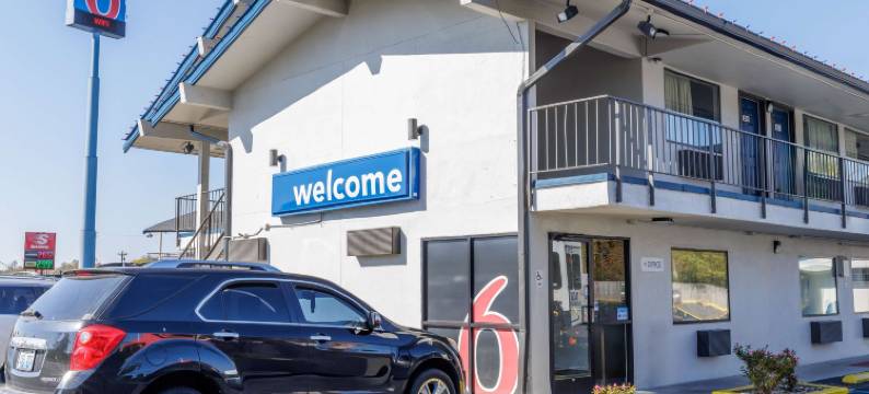 伊丽莎白敦6号汽车旅馆(Motel 6 Elizabethtown, KY)图片