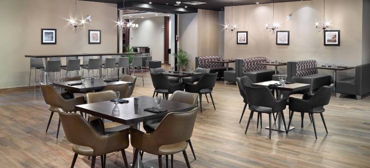 西埃德蒙顿福朋喜来登酒店(Four Points by Sheraton Edmonton West)图片
