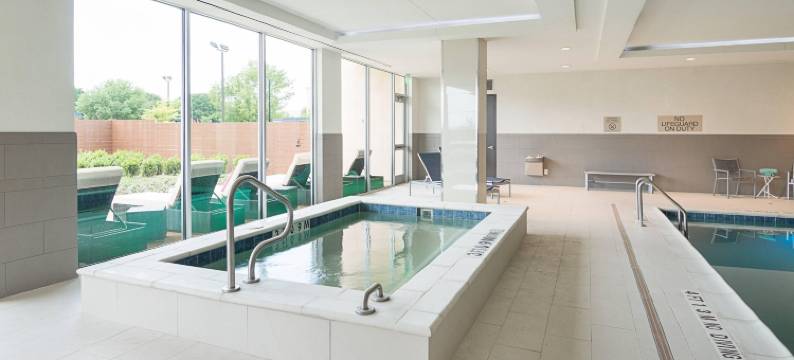 沃斯堡/佛希尔克里克万豪SpringHill Suites酒店(SpringHill Suites Fort Worth Fossil Creek)图片